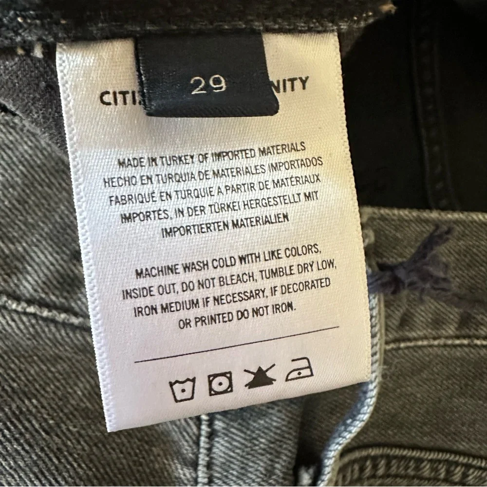 Citizens of Humanity Annabelle Gray black‎ wash Cut Off Denim Shorts size 29 NWT